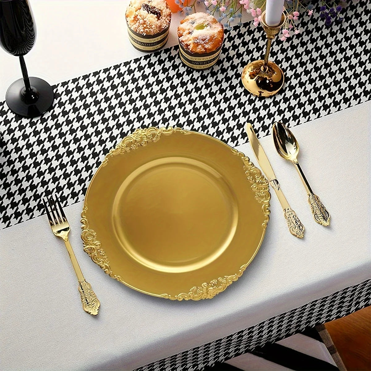 Retro Gold Charger Plate Set